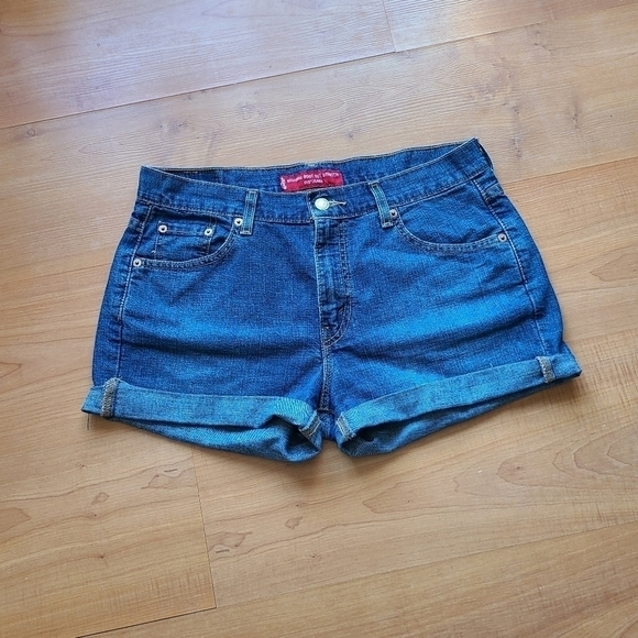 LEVI'S 515 Cutoff Jean Shorts - Picture 2 of 11